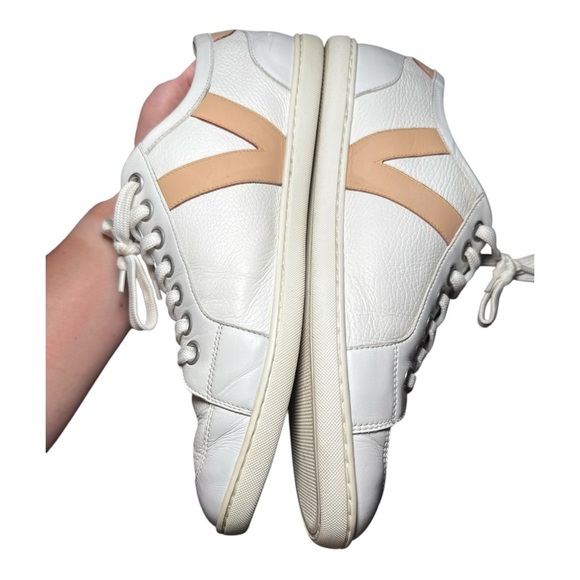 Men’s Louis Vuitton White Low Top Classic V Sneaker Sz 7.5/ US 8.5 - Picture 5 of 15